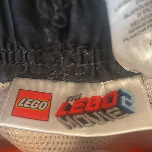 Boys, Size S 6/7 Lego Movie Swim trunks - Picture 6 of 8